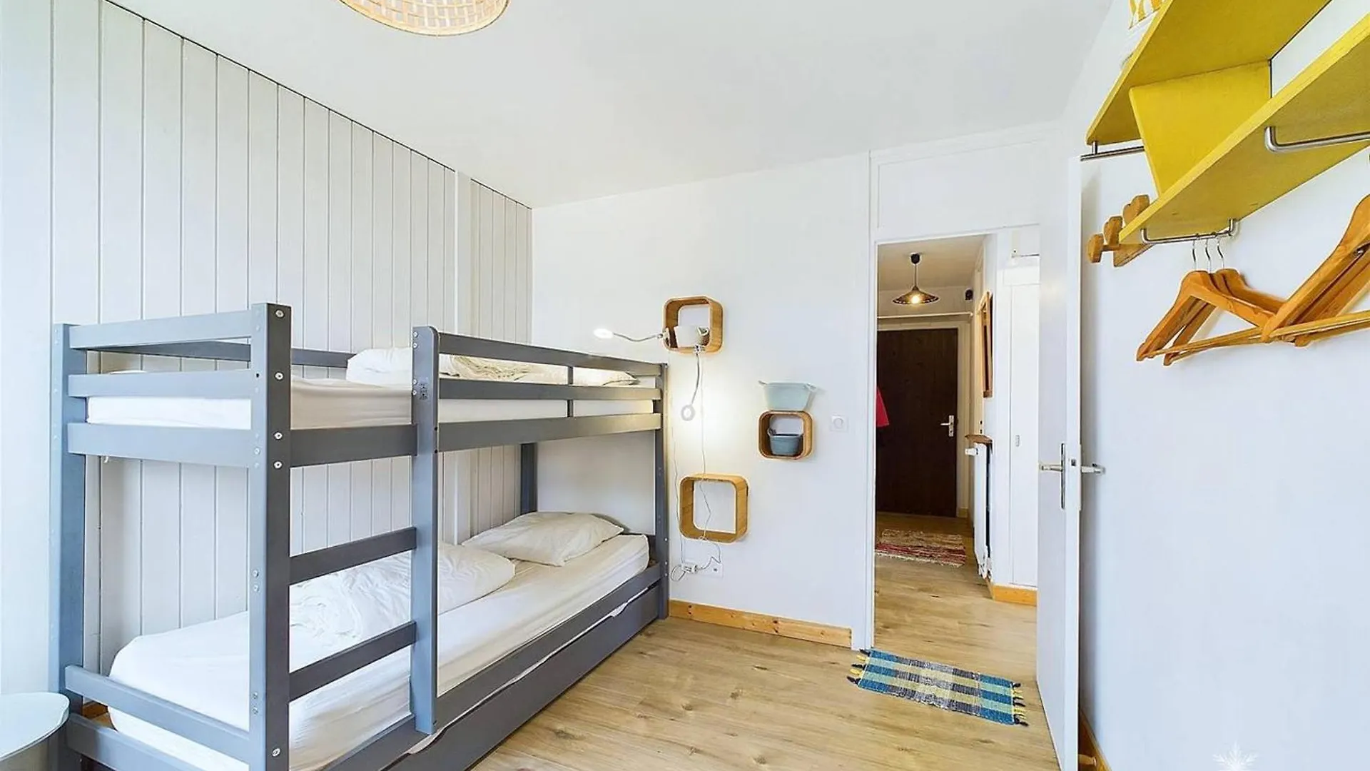 Appartement Scandinave, 3 Pieces, 50M², Proche Pistes Et Commerces, Avec Balcons Et Parking - Fr-1-398-609 Montvalezan Apartment