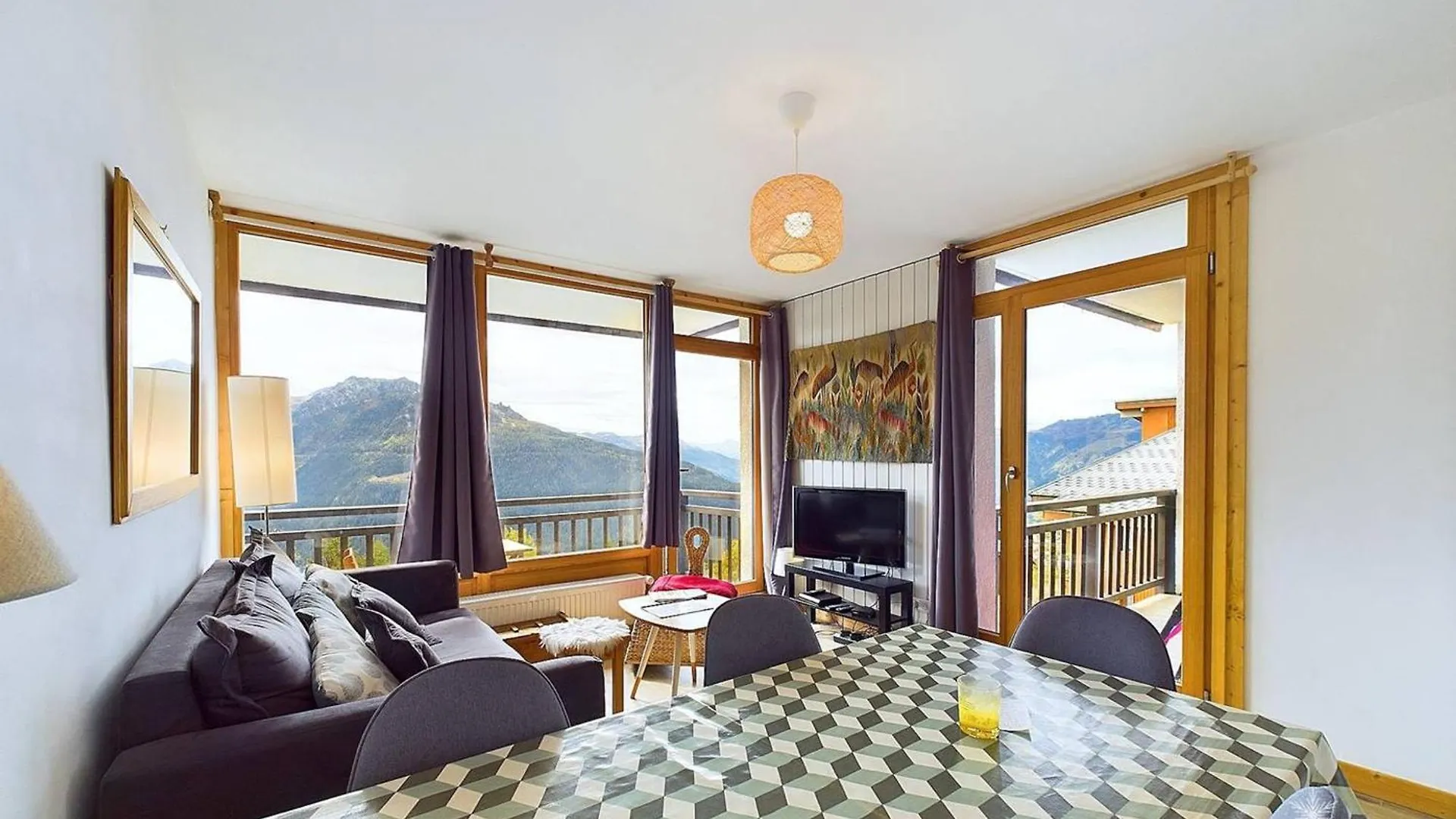 Apartment Appartement Scandinave, 3 Pieces, 50M², Proche Pistes Et Commerces, Avec Balcons Et Parking - Fr-1-398-609 Montvalezan France